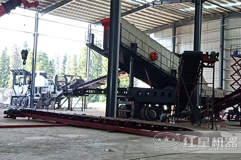 建筑垃圾破碎處理設(shè)備現(xiàn)場 建筑垃圾破碎處理設(shè)備現(xiàn)場