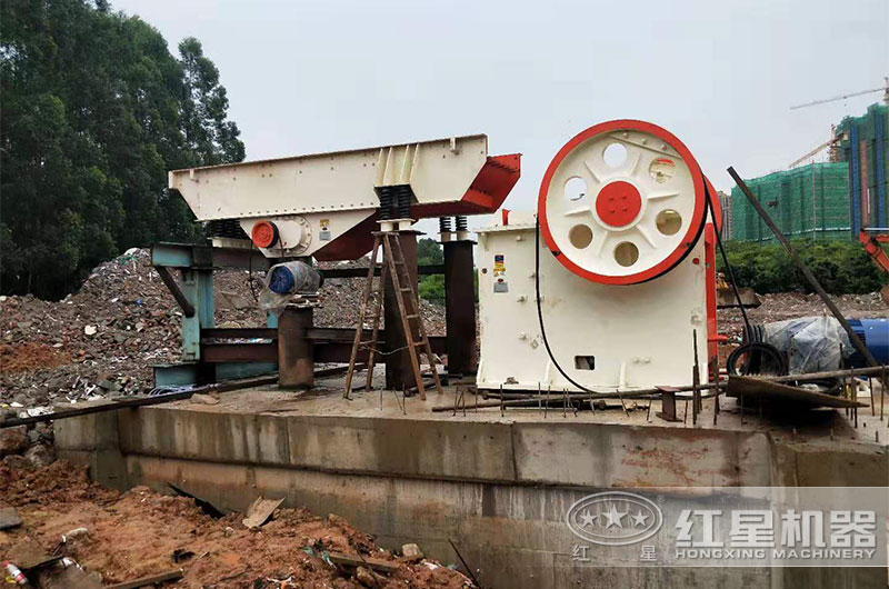 250x400小型顎破現(xiàn)場(chǎng)