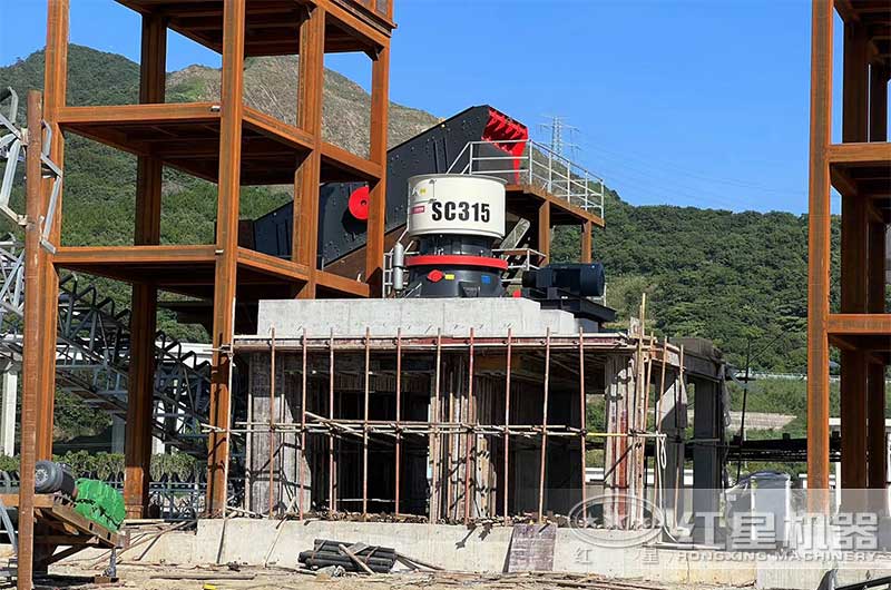 圓錐式石頭破碎機(jī) 圓錐式石頭破碎機(jī)