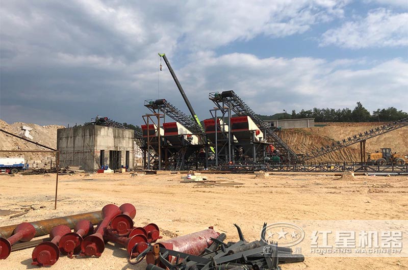 新建礦山修復(fù)項目現(xiàn)場