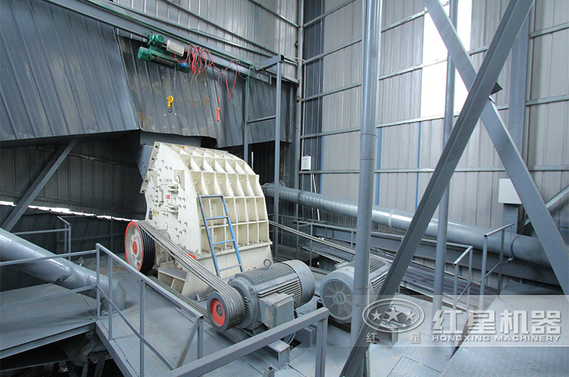 登封砂石加工廠車間重錘式破碎機
