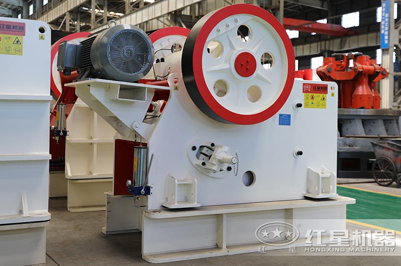 HDX德版連體顎式破碎機(jī)廠區(qū)圖