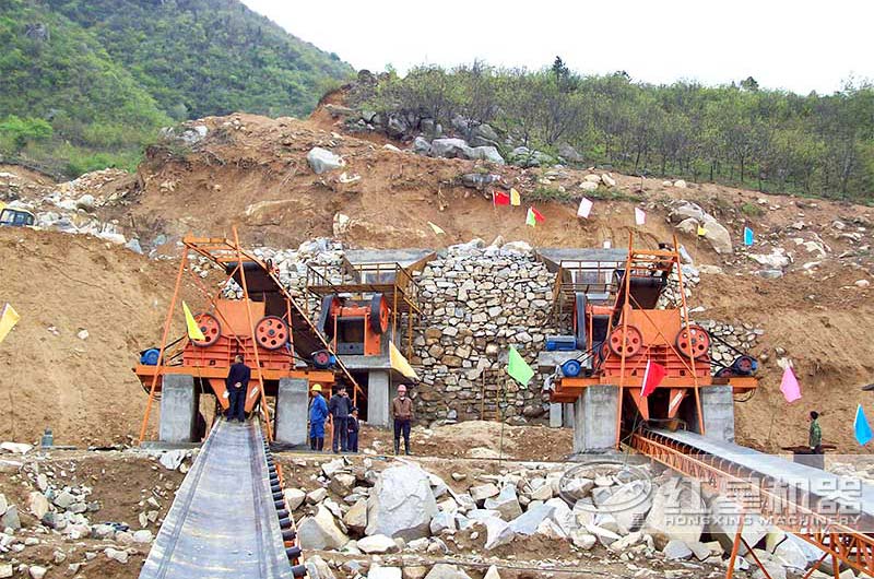 第一套破碎機設(shè)備現(xiàn)場