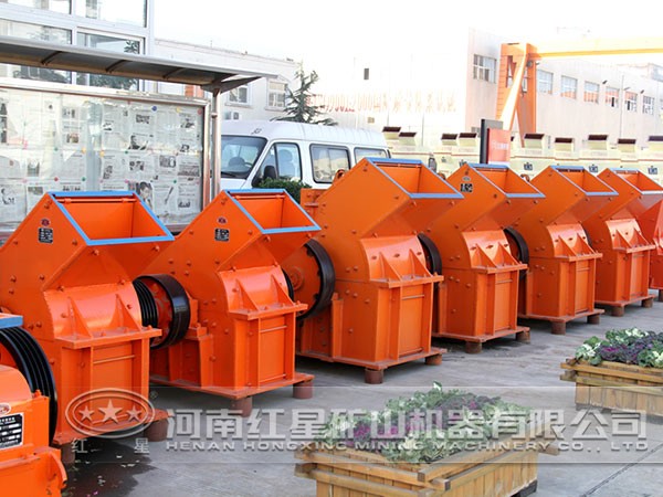 硅灰石錘式破碎機(jī)工作原理