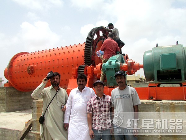 紅星機(jī)器球磨機(jī)客戶現(xiàn)場