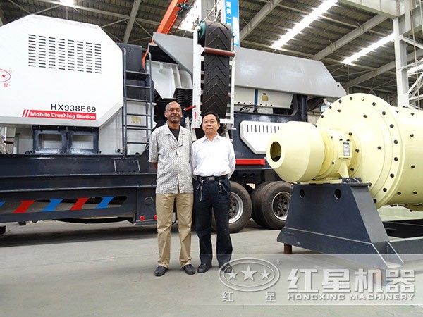 車載式破碎機(jī)廠家 車載式破碎機(jī)廠家