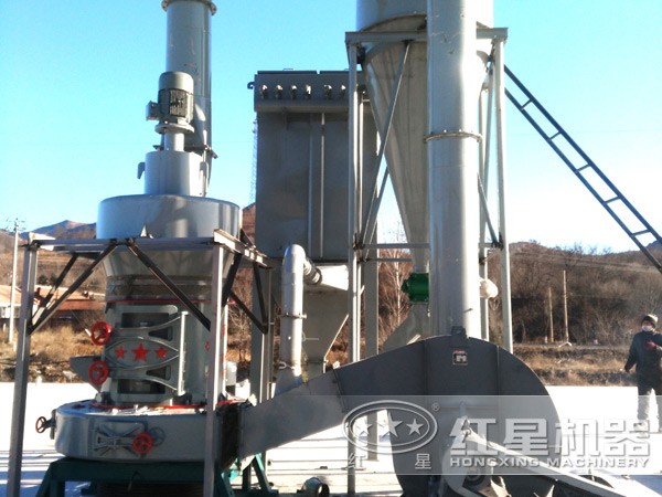 93、92高壓微粉機現(xiàn)場圖