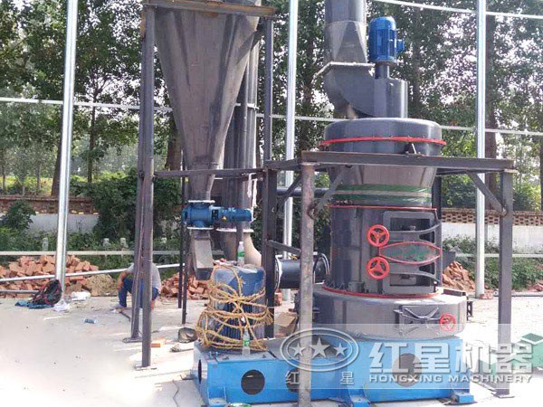 微粉87磨粉機(jī)作業(yè)流程現(xiàn)場圖