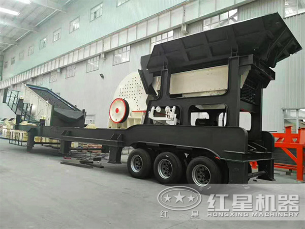 HX系列環(huán)保車載移動(dòng)嗑石機(jī)廠區(qū)圖 HX系列環(huán)保車載移動(dòng)嗑石機(jī)廠區(qū)圖