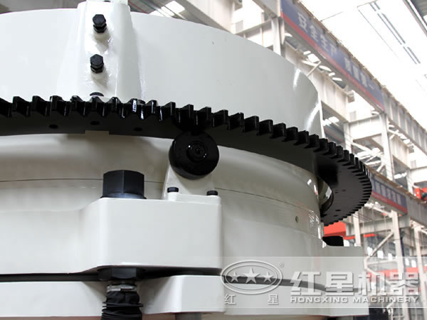 新型全液壓圓錐破碎機(jī) 新型全液壓圓錐破碎機(jī)