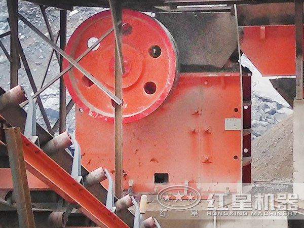 顎式破碎機(jī)