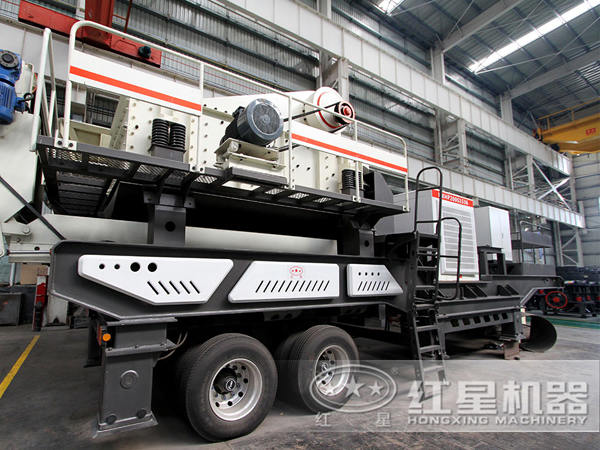 移動(dòng)式碎石機(jī) 移動(dòng)式碎石機(jī)