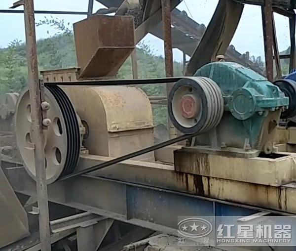 對輥式破碎機(jī)安裝試車 對輥式破碎機(jī)安裝試車