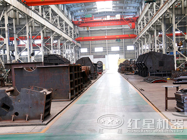 破碎機生產(chǎn)車間 破碎機生產(chǎn)車間