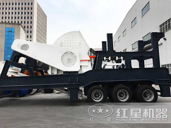 200tph輪胎重錘式移動(dòng)破碎站