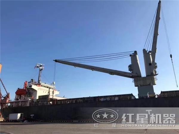 移動破碎站發(fā)貨圖4 移動破碎站發(fā)貨圖4