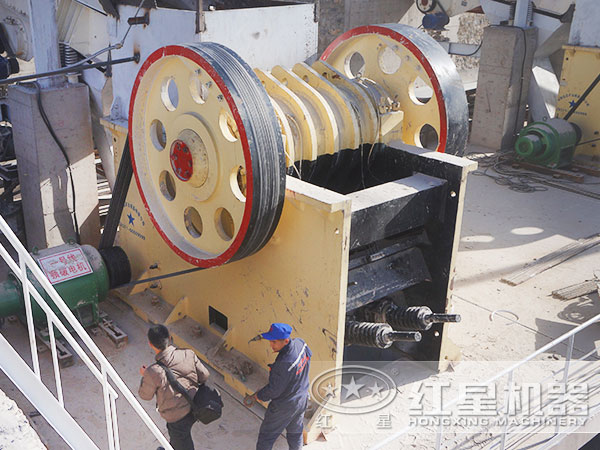 碎石破碎機服務(wù)