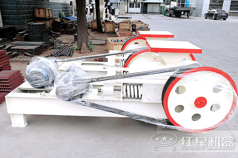 雙輥式碎煤機(jī) 雙輥式碎煤機(jī)