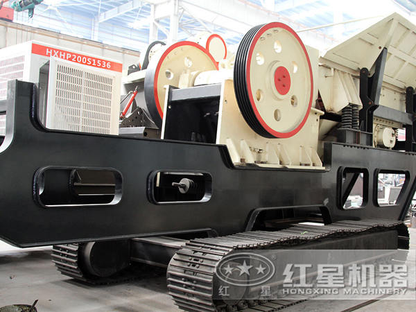 履帶自走式顎式移動破碎站