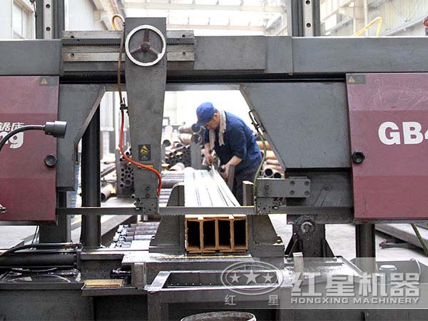 廠區(qū)作業(yè)現(xiàn)場