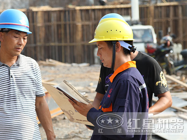 日產2000方河石破碎篩分一體機現(xiàn)場安裝圖