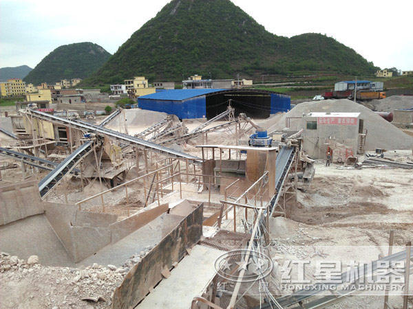 制砂生產(chǎn)線現(xiàn)場(chǎng)