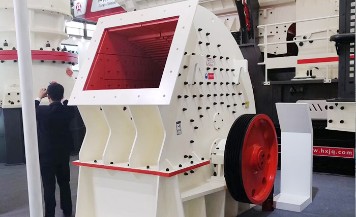 PCZ型錘式整形破碎機(jī)