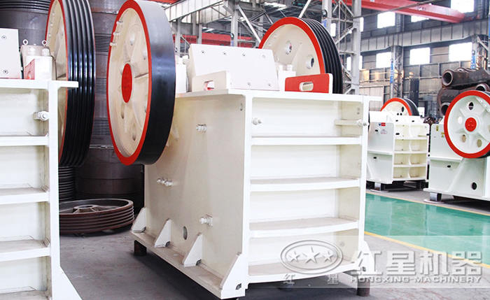 鄂式破碎機(jī)