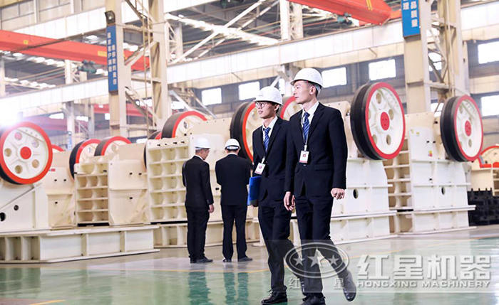 固定式礦石磨砂機(jī)廠區(qū)