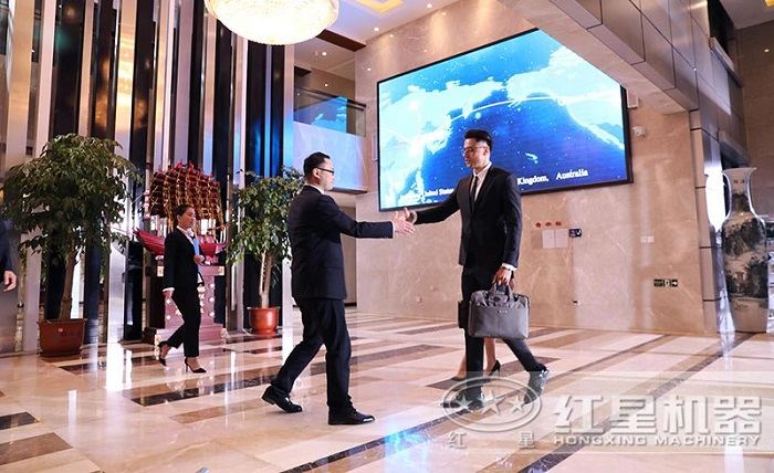 紅星新一代輪斗洗山沙設(shè)備價格實惠與德國客戶達成合作