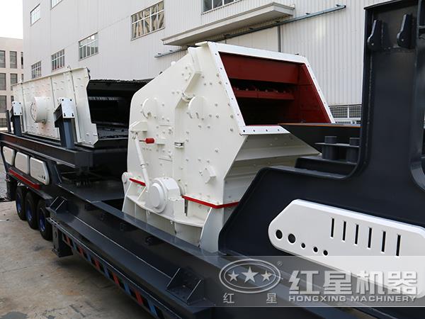 反擊移動破碎機(jī)圖