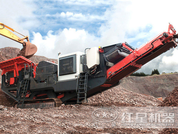 履帶流動石子機現(xiàn)場圖