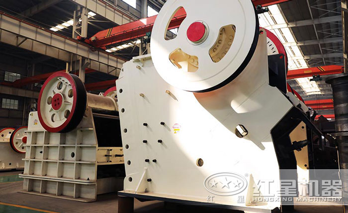 鉀長(zhǎng)石顎式破碎機(jī) 鉀長(zhǎng)石顎式破碎機(jī)