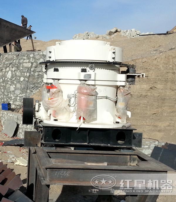 圓錐破碎機(jī) 圓錐破碎機(jī)