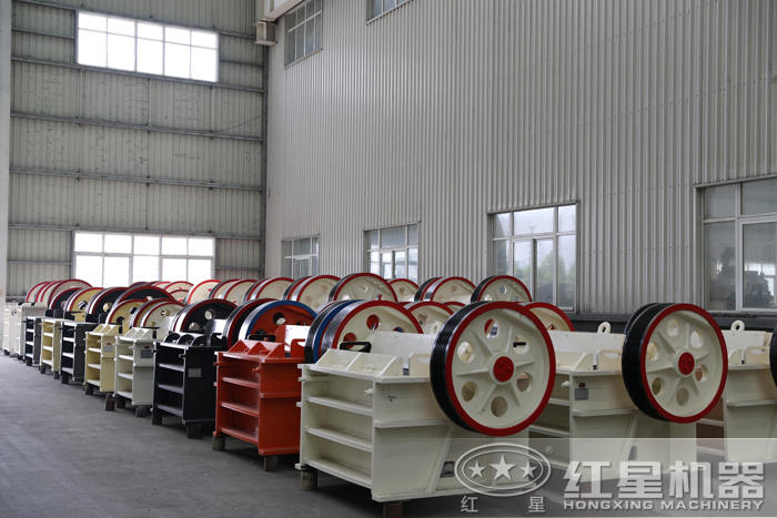 小型顎破機(jī)車間