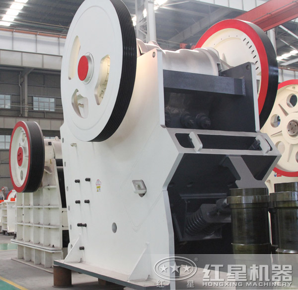 85tph歐版礦石破碎機廠區(qū)