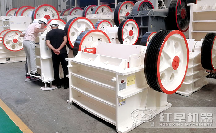 小型碎石機(jī)車間