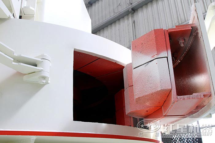 開(kāi)門(mén)裝置