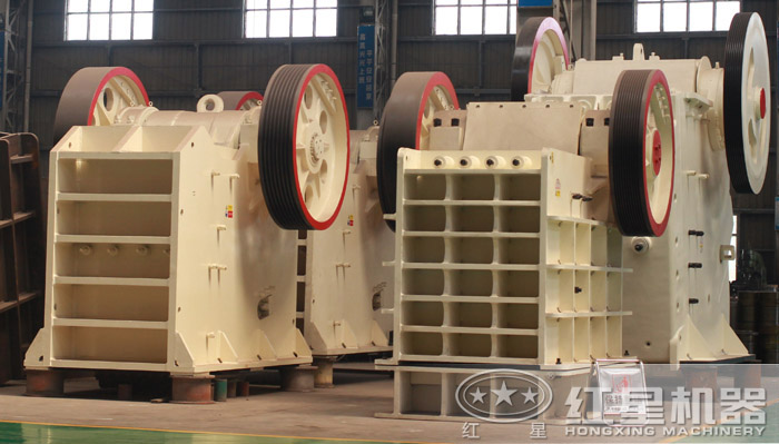 顎式破碎機(jī)可以用來破碎廢渣的機(jī)器