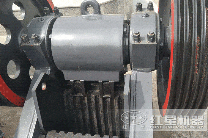 顎式破碎機破碎深腔細節(jié)展示