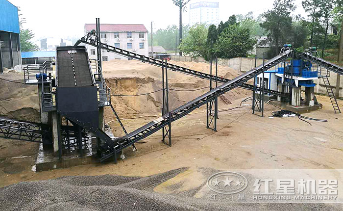 河卵石打沙現(xiàn)場(chǎng)