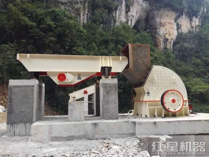 振動給料機(jī)和重錘破碎機(jī)