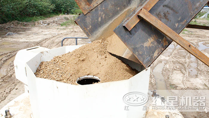 經(jīng)過篩分合格的石子