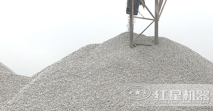 經(jīng)過細(xì)沙制砂機(jī)加工之后的沙子成品 經(jīng)過細(xì)沙制砂機(jī)加工之后的沙子成品