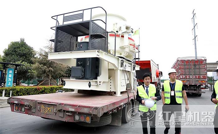 紅星制沙設(shè)備發(fā)貨現(xiàn)場