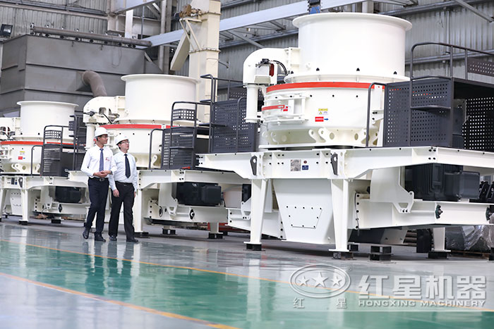 用戶到廠參觀紅星石灰石制砂機(jī)