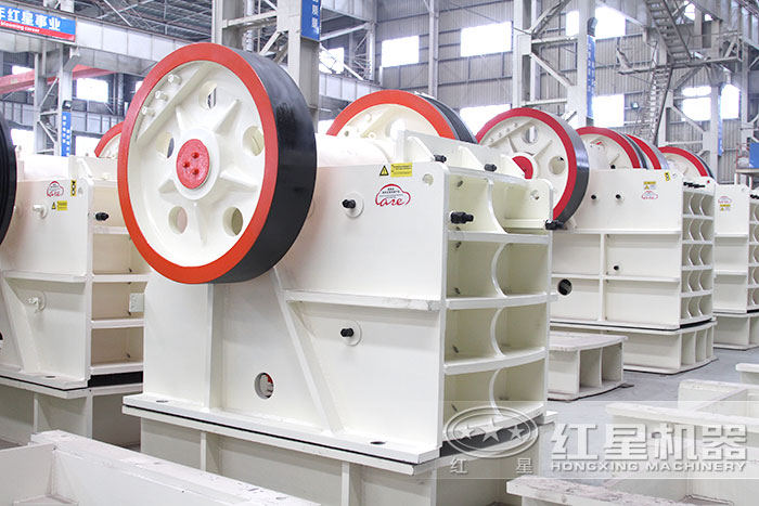 鄂式破碎機(jī)