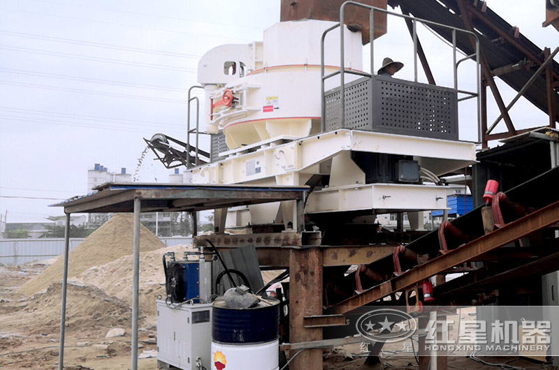 鵝卵石制沙機(jī)現(xiàn)場(chǎng)