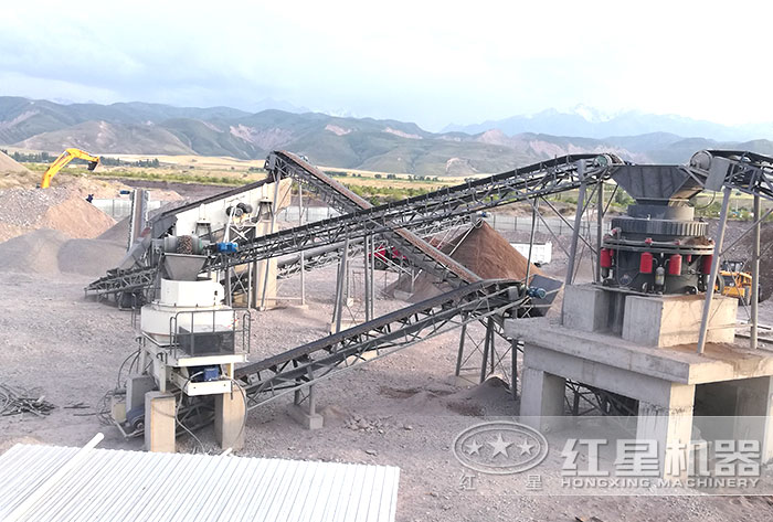 河卵石制砂現(xiàn)場二