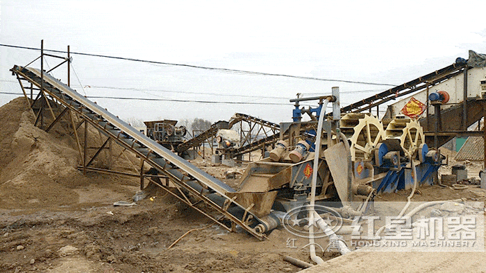 人造沙生產(chǎn)現(xiàn)場